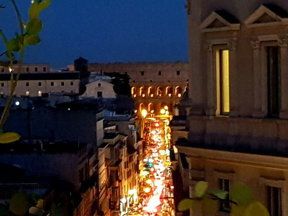 רומא Casa Terrazza Colosseo מראה חיצוני תמונה